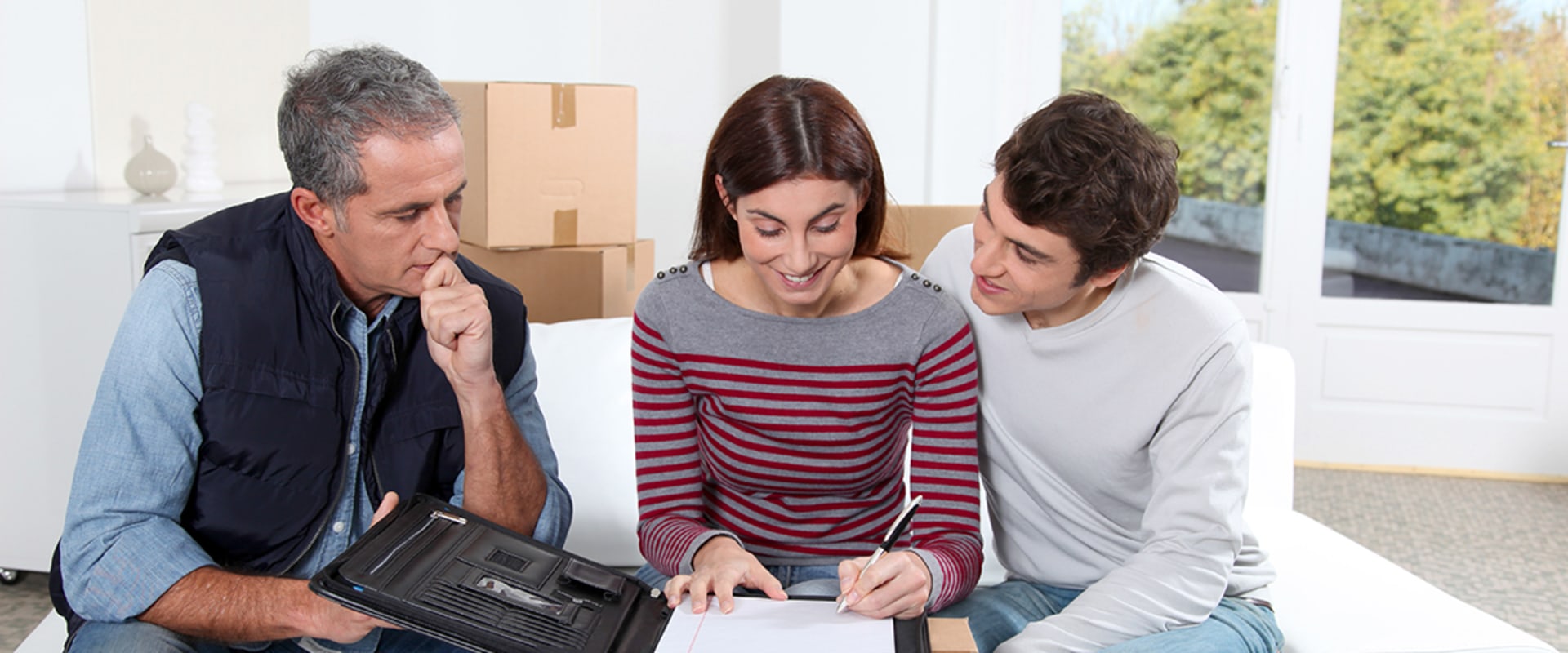 On-Time Performance & Professionalism: What to Consider When Evaluating Movers